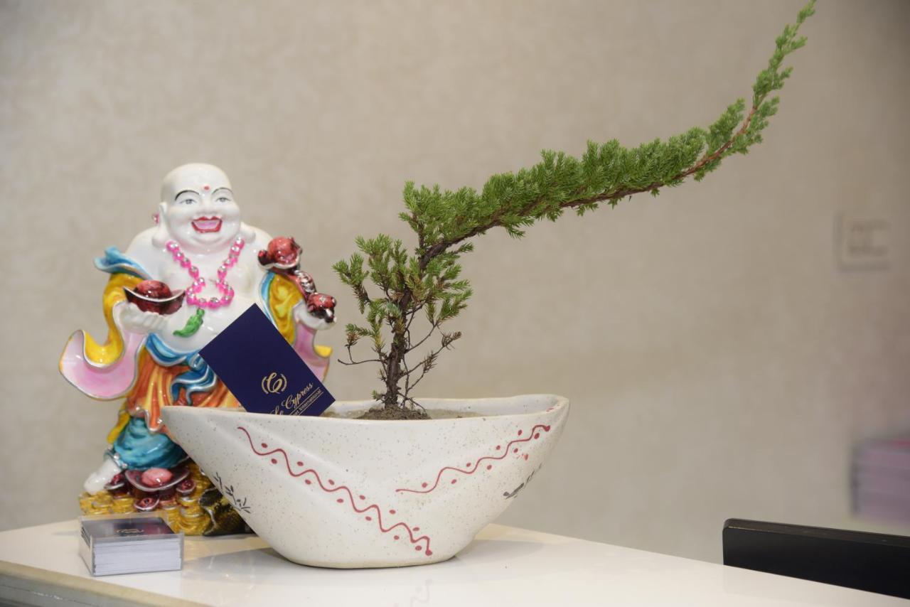 Hotel Le Cypress Bareli Zewnętrze zdjęcie